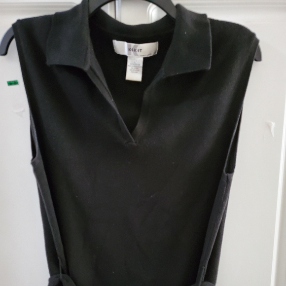 Blouse. - Picture 2 of 3